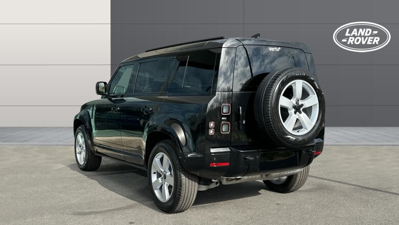 Land Rover Defender 3.0 D350 X-Dynamic SE 110 5dr Auto Diesel Estate